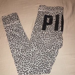 Pink patterned sleepwear leggings